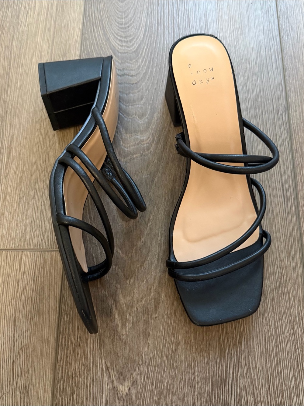 Target a new day Black Strappy Square-Toe Block Heel Sandals 9.5